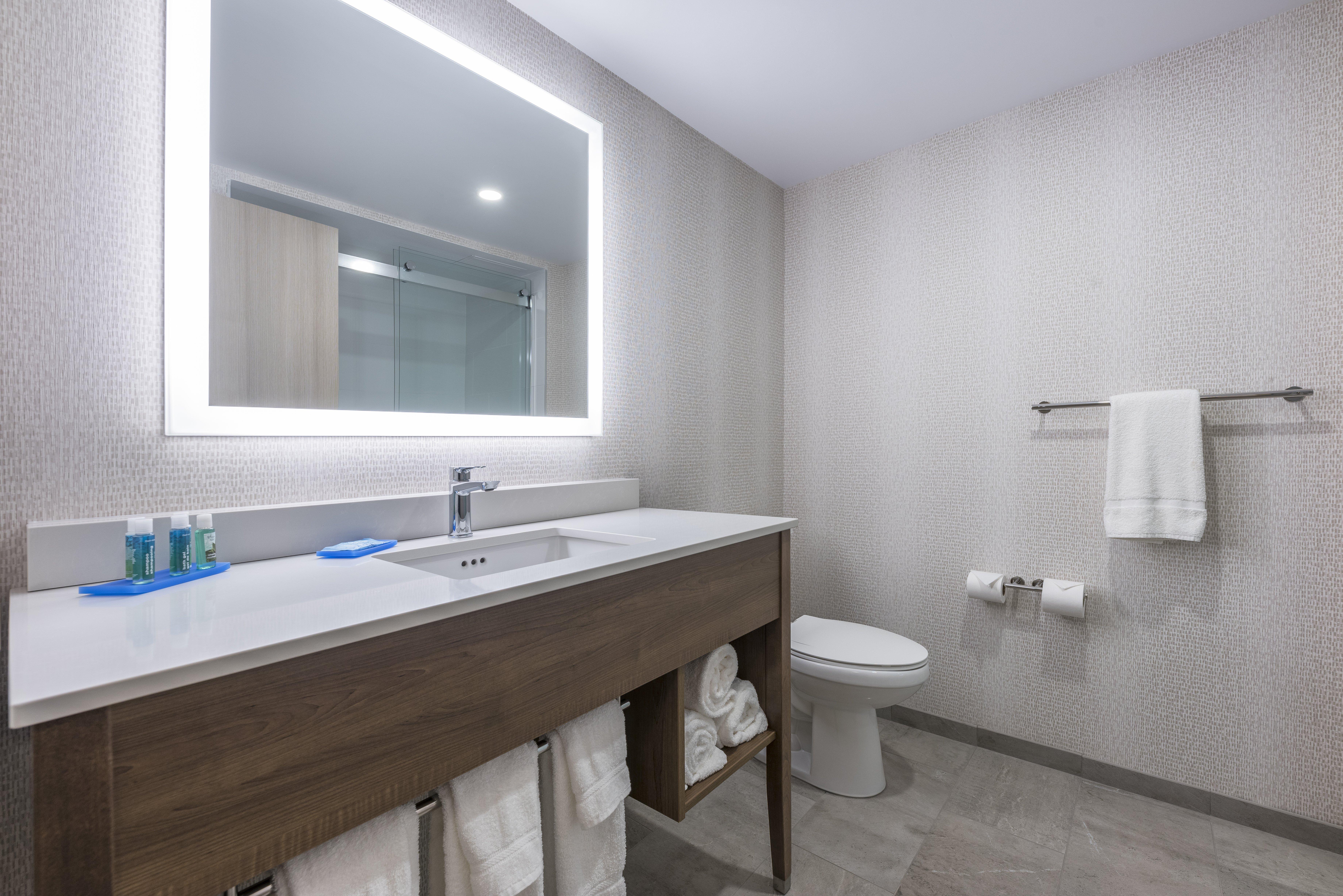 Holiday Inn Express & Suites Moncton By Ihg מראה חיצוני תמונה